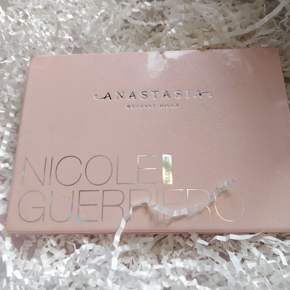 Nicole guerriero glow kit